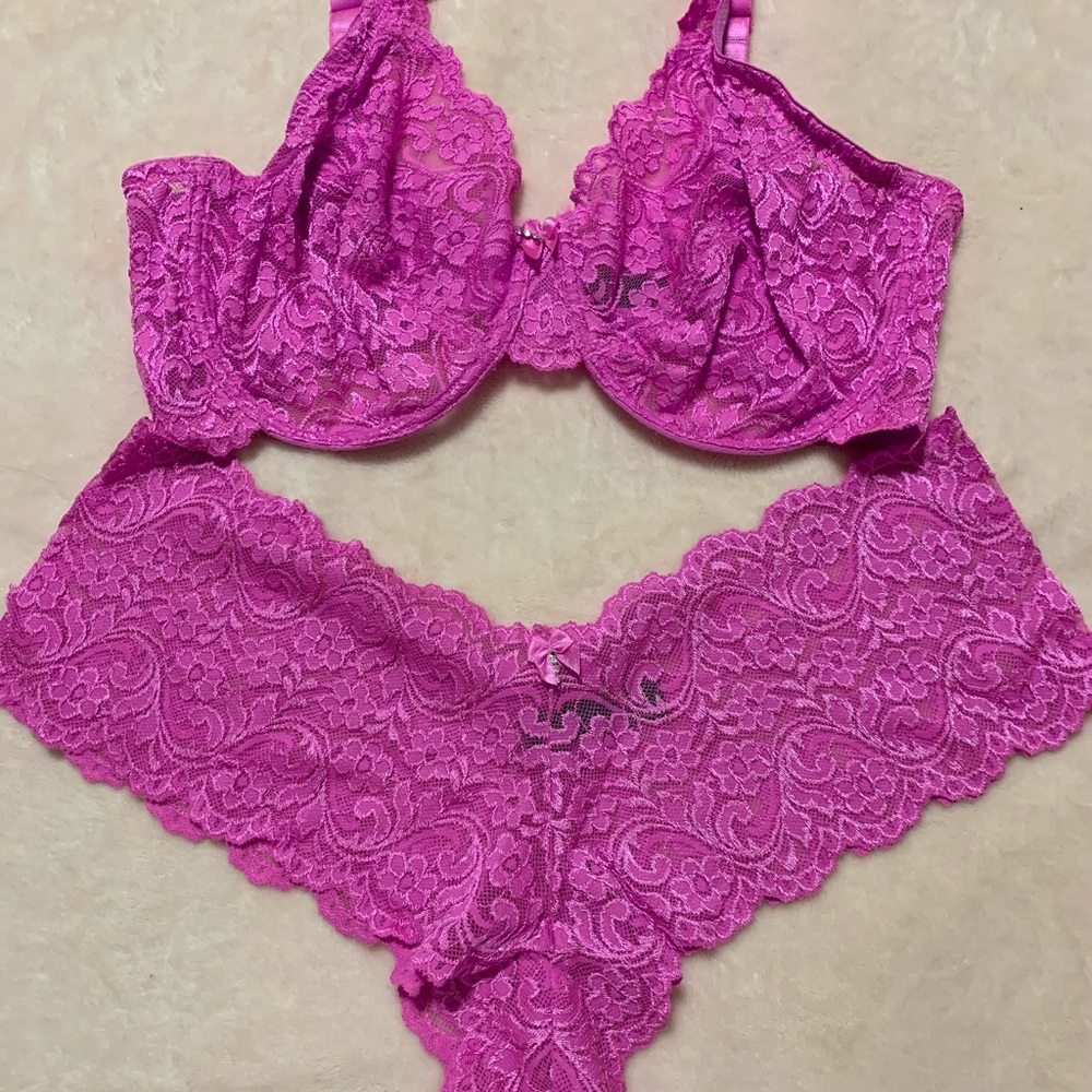 NWOT hot pink lace bra and panties set